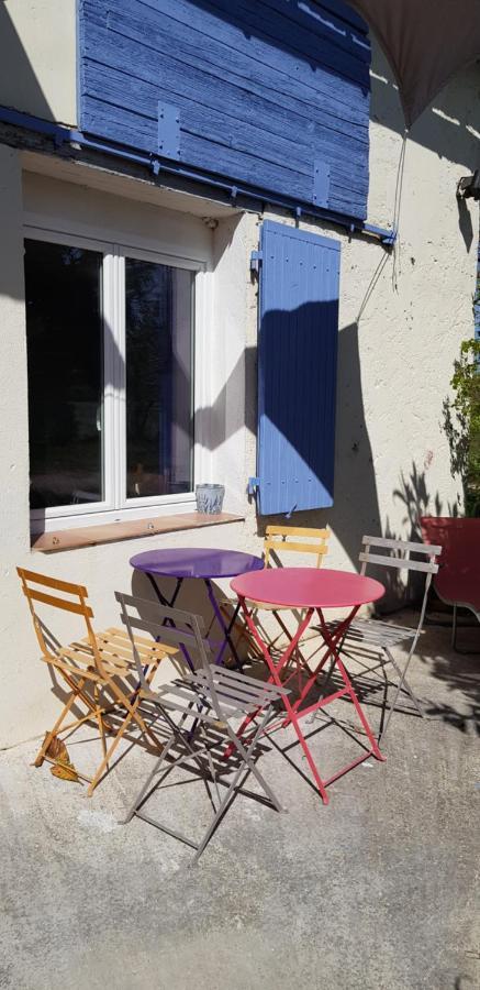 Petite Maison Refaite A Neuf Dans Mas Du 19Eme Siecle Arles Exterior foto